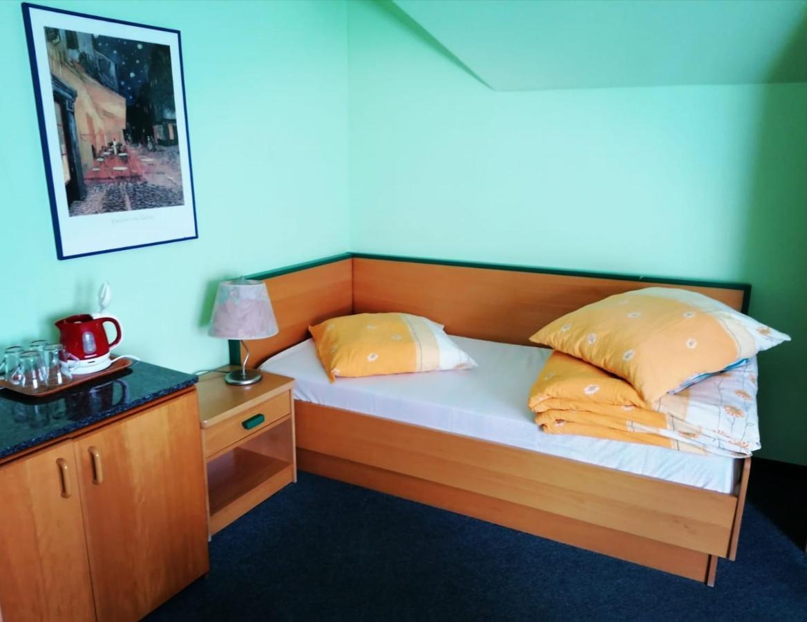 Dziwnow Wczasowisko Apartment Room photo